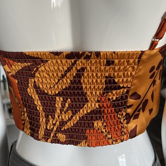 House of Harlow Smocked Crop Top - Picture 8 of 12